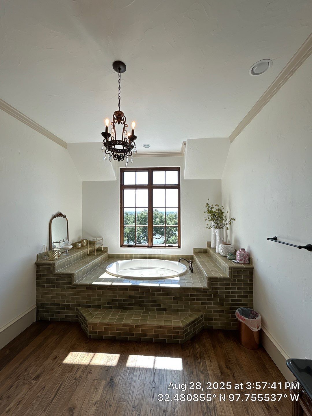 Bathroom window above a tub, a real Jerco job